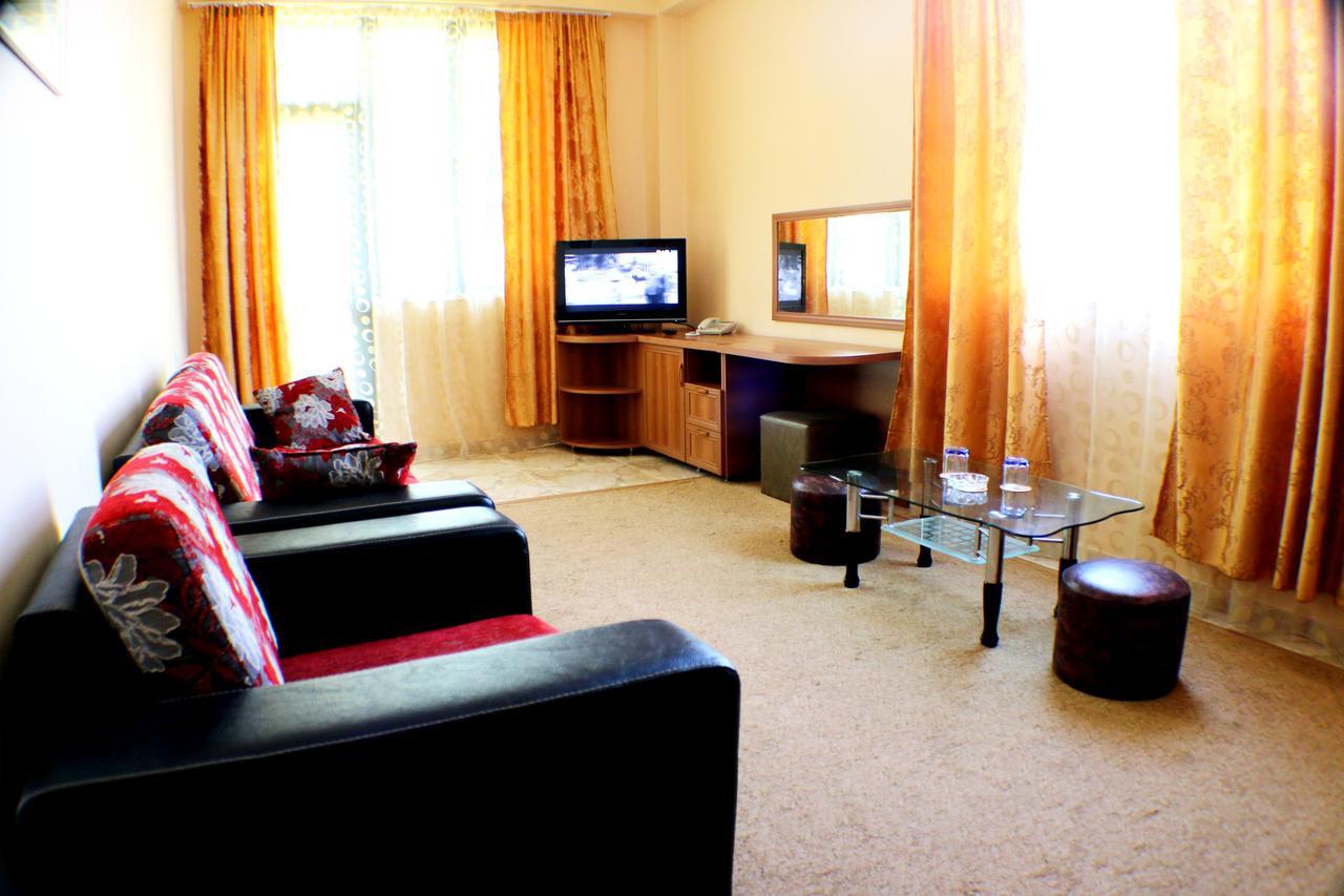 Hotel Condori Kobuleti Εξωτερικό φωτογραφία