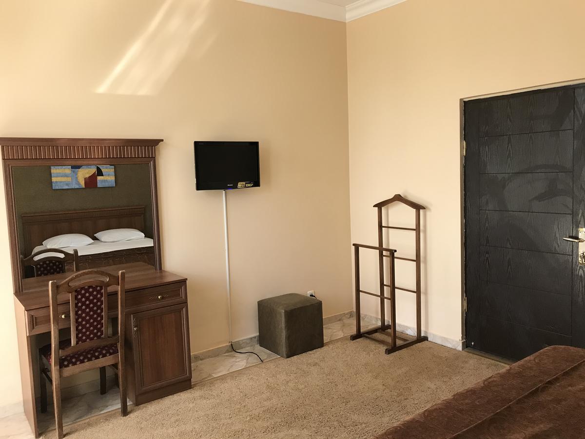 Hotel Condori Kobuleti Εξωτερικό φωτογραφία